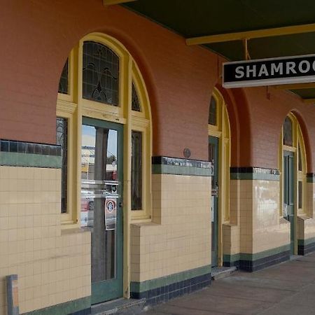 Shamrock Hotel Motel Temora Esterno foto